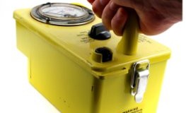 Der Geigerzähler misst Radioaktivität