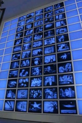 Die blaue Wand im Filmmuseum Kinemathek Berlin