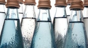 Wasserflaschen - die Getränkeindustrie macht jede Menge Umsatz