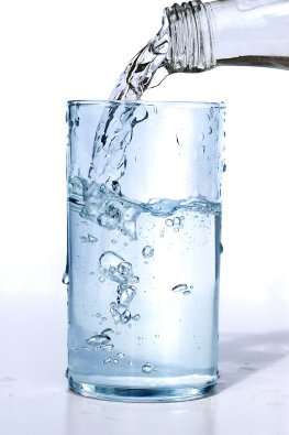 Durstlöscher - ein Glas Wasser