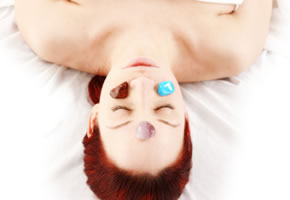 Edelstein-Massage - die Heilkraft der Steine