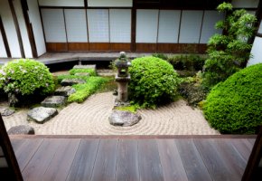Japanischer Zen-Garten (Steingarten)