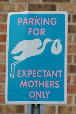 Parkplätze für schwangere Frauen in den USA