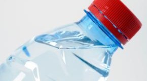 Plastikflaschen enthalten das Plastikhormon Bisphenol A
