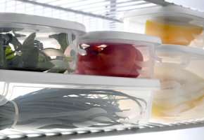 Tupperwares - Vorräte im Kühlschrank