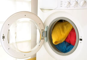 Waschmaschine – Wäsche waschen mit niedrigen Temperaturen spart Strom und Geld